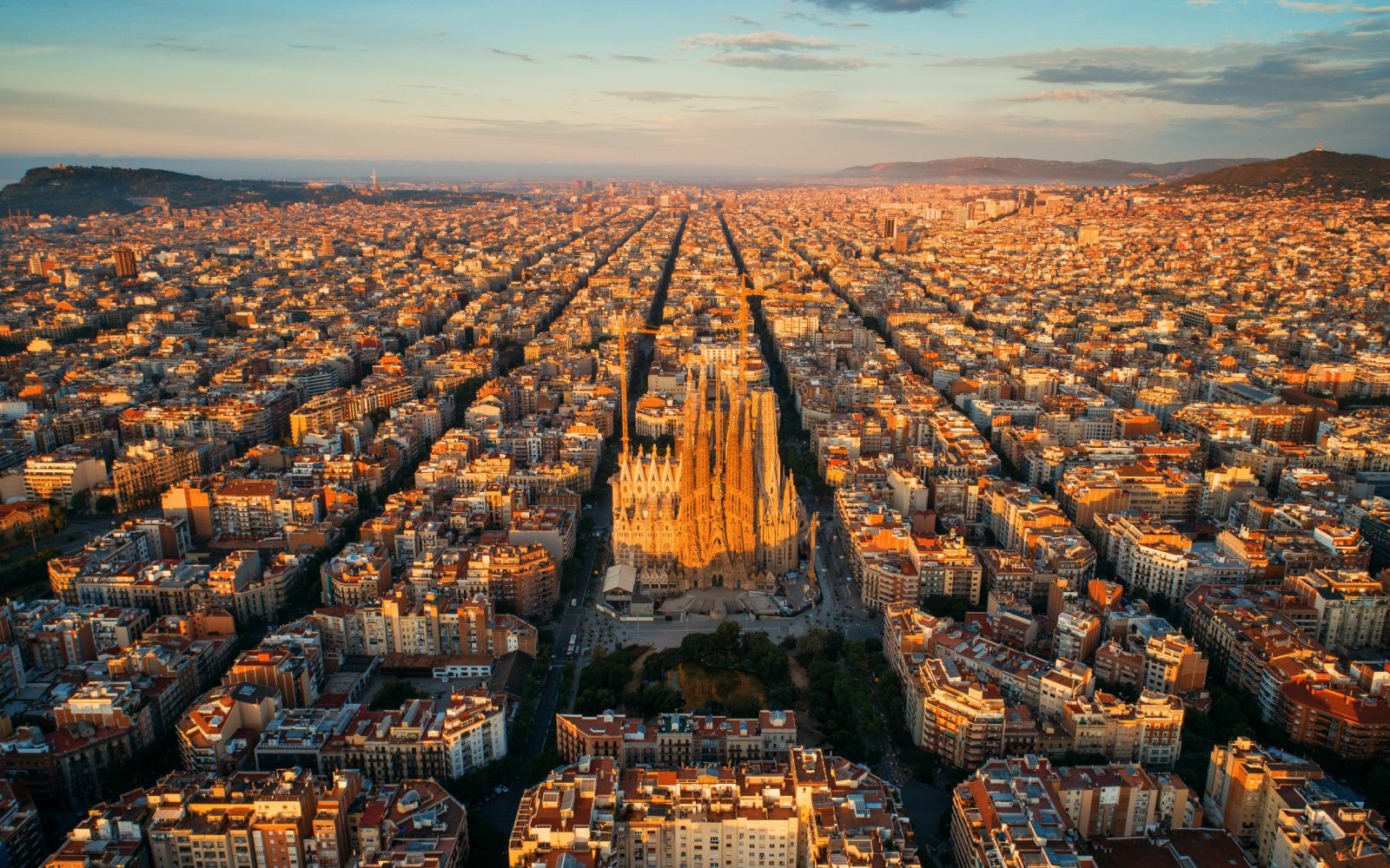 Sagrada Familia aerial view